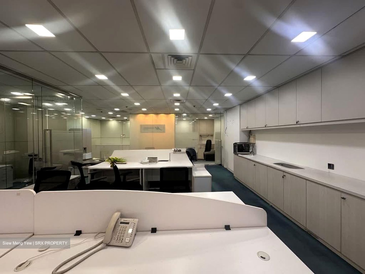 International Plaza (D2), Office #553762361